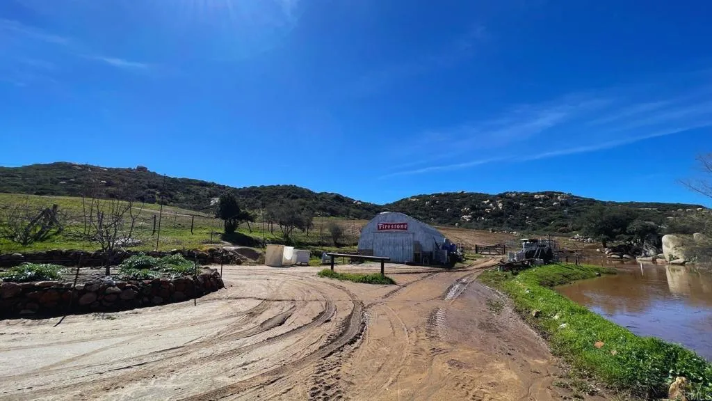 https://cdn.realtyfeed.com/cdn/127/306679185/32460396209b01305a1715de53950756.webp