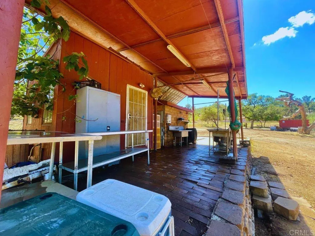 https://cdn.realtyfeed.com/cdn/127/306679185/5dd8c3d6c7c74136148c4e772a636e4d.webp