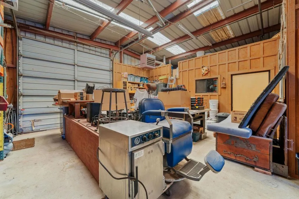https://cdn.realtyfeed.com/cdn/127/306679185/825d61e58acce9b96d5d035a0e791ac2.webp