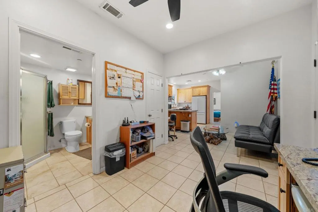 https://cdn.realtyfeed.com/cdn/127/306679185/fd04e2c91e0c1de6ed441368236c7e9c.webp