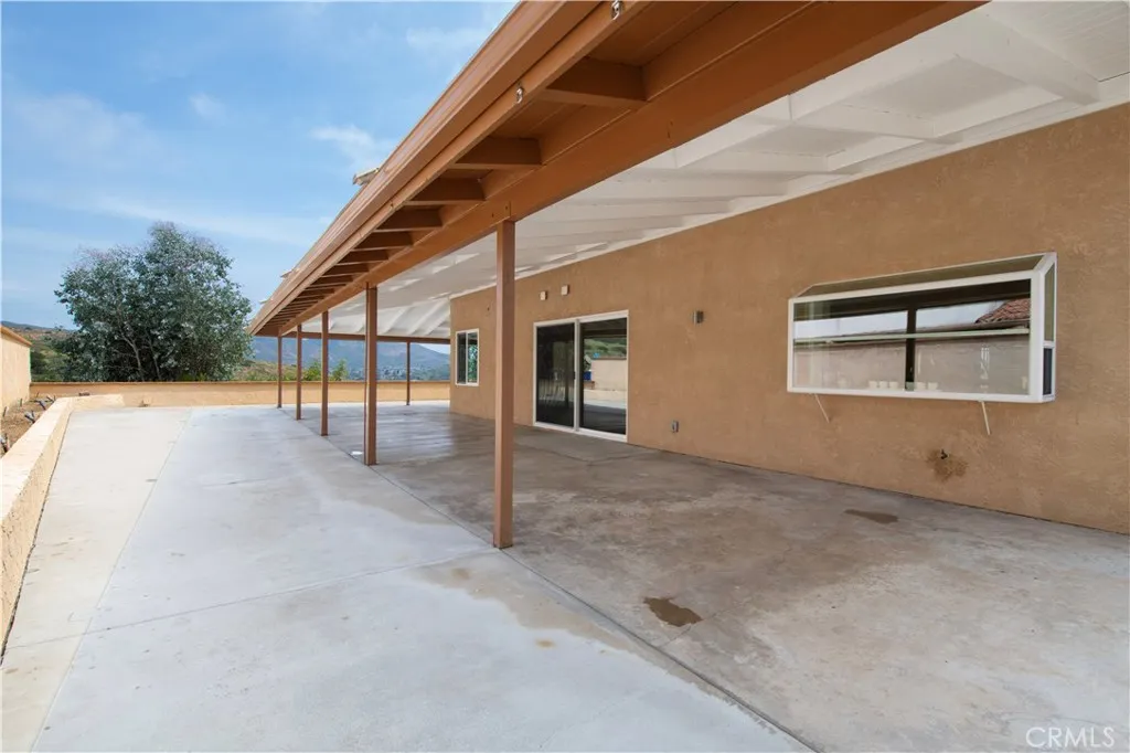 https://cdn.realtyfeed.com/cdn/127/306679268/74b4b3ddb33a33130a3f069912503980.webp