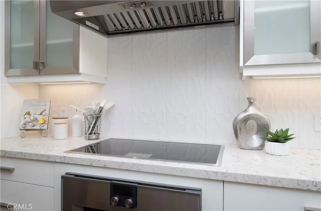 https://cdn.realtyfeed.com/cdn/127/306679268/df02f5f0206718fa89102176032a33d6.webp