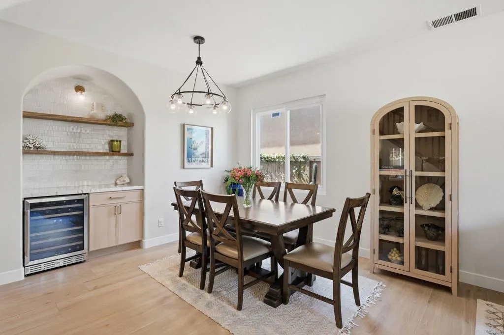 https://cdn.realtyfeed.com/cdn/127/306679274/1ac0aad07f899c2029c3197ef3291860.webp