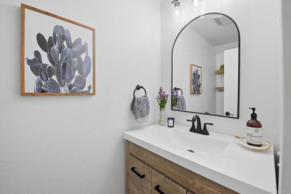 https://cdn.realtyfeed.com/cdn/127/306679274/5abb46de037531db1eb260afdc2ef051.webp