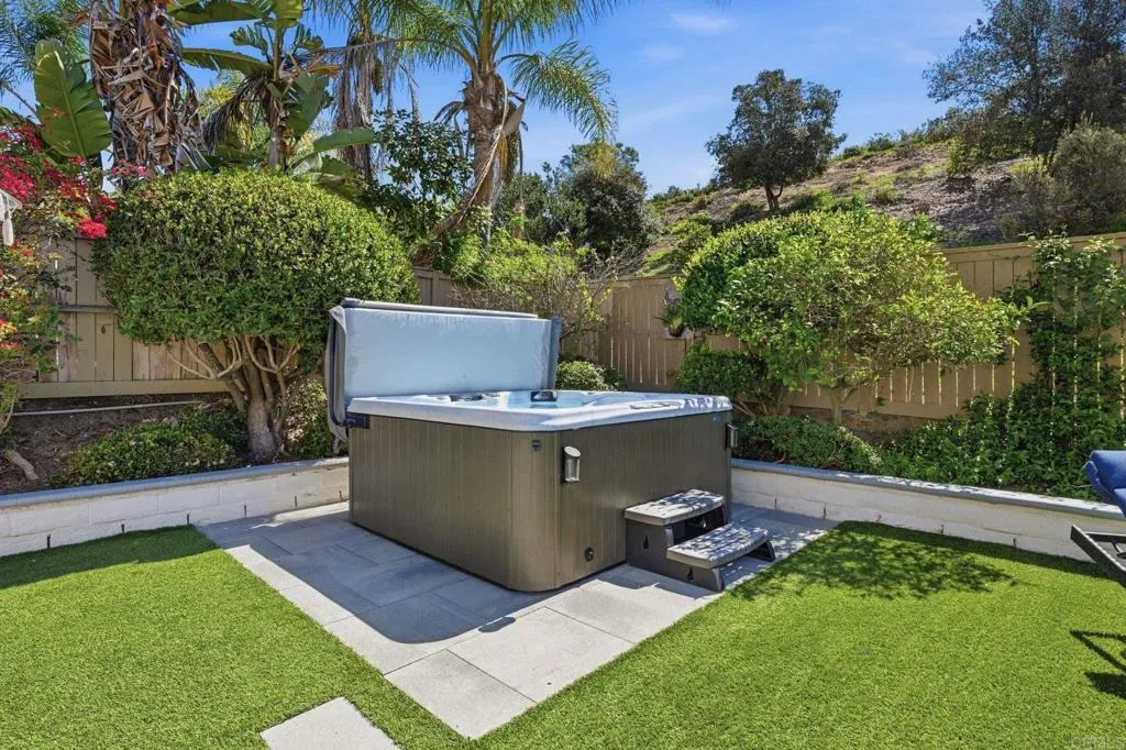 https://cdn.realtyfeed.com/cdn/127/306679274/a11147d62258cbeba450879bb1855a9c.webp