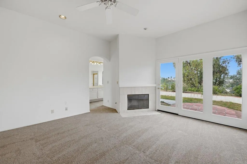 https://cdn.realtyfeed.com/cdn/127/306679279/8aa514222ebab8c24ae6dc2df3378479.webp