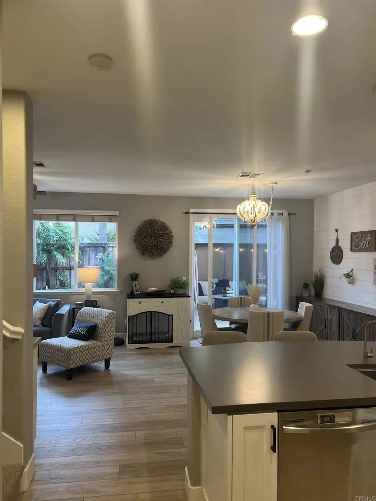 Photo #5: NDP2603024 Listing: Photo #5