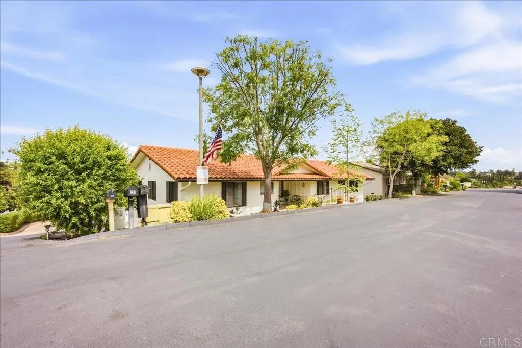 https://cdn.realtyfeed.com/cdn/127/306679283/cde71770d253072bcb90810a99b7246e.webp