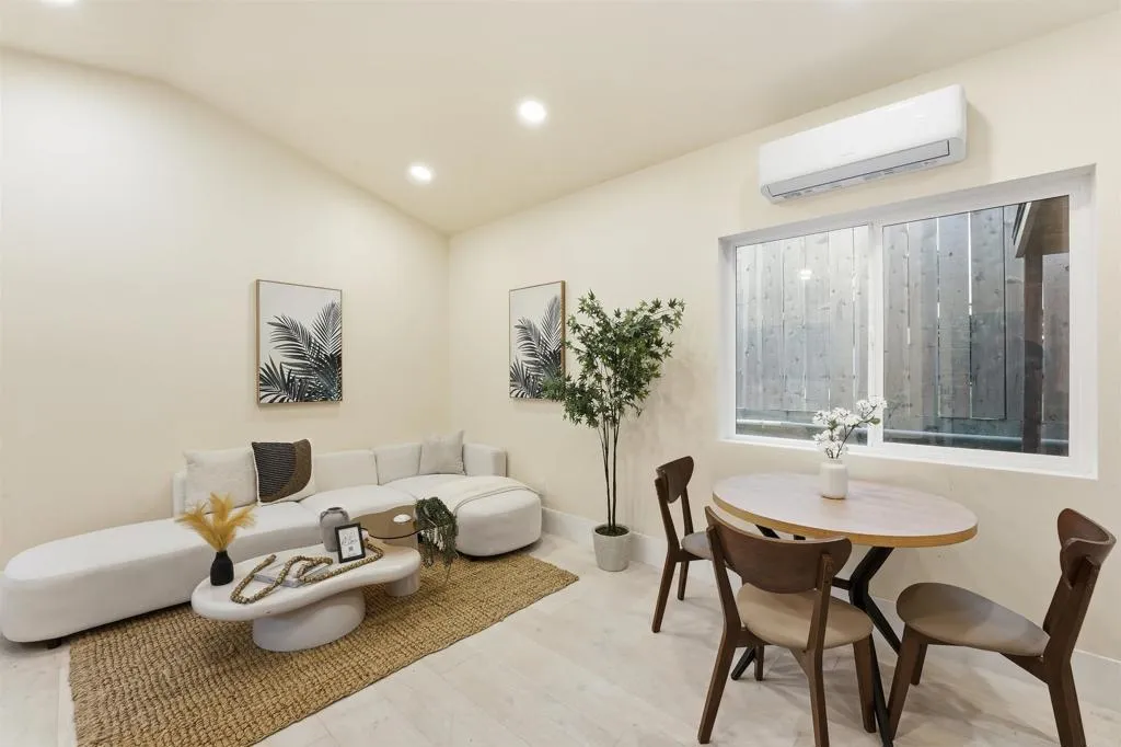 https://cdn.realtyfeed.com/cdn/127/306679305/03ac7645105f14bc9c5a23c8e2e1d0f1.webp