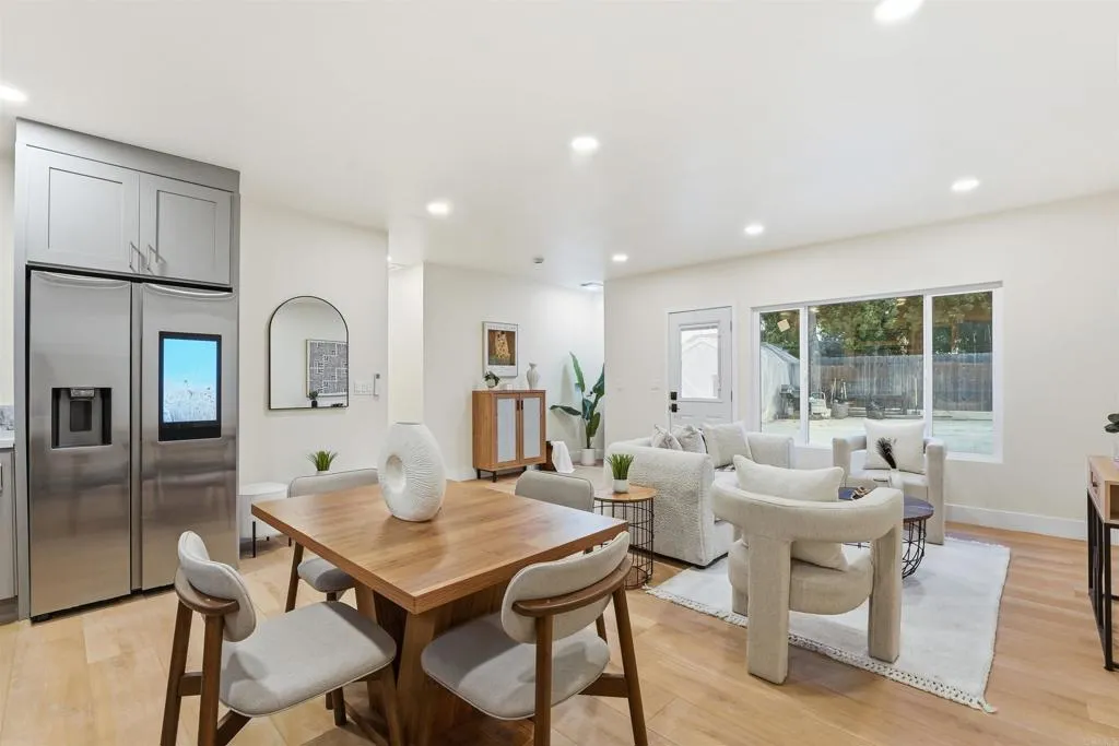 https://cdn.realtyfeed.com/cdn/127/306679305/2310012811650bd0af50a480d32b0b4b.webp