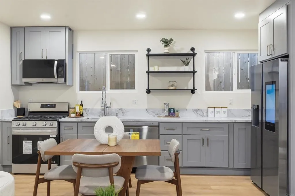 https://cdn.realtyfeed.com/cdn/127/306679305/81cdb34ca2c77d3dc9e0bdd0e23b8acd.webp