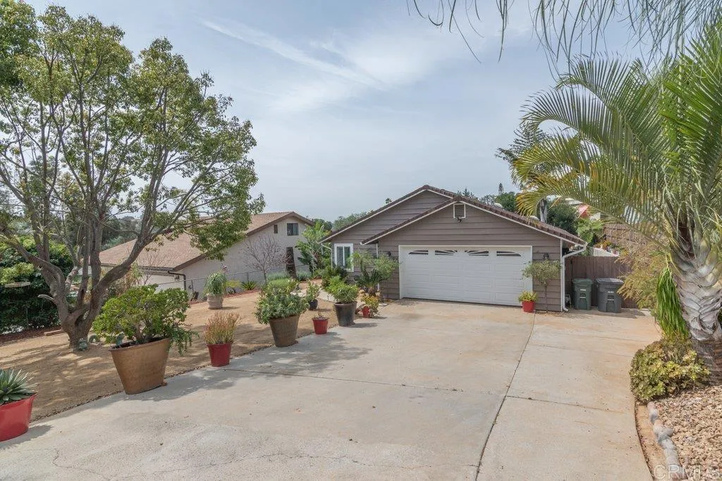 https://cdn.realtyfeed.com/cdn/127/306679319/b70c59f0446d51231327396e18986b90.webp