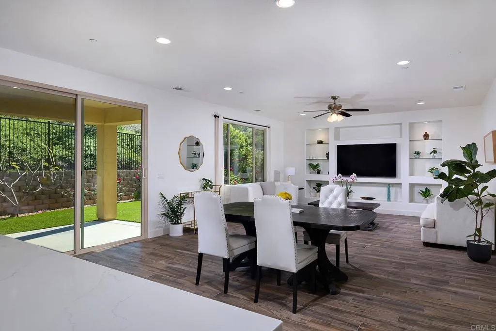 https://cdn.realtyfeed.com/cdn/127/306679350/e9b4252fa44e4a01475ce643d5ecebbc.webp