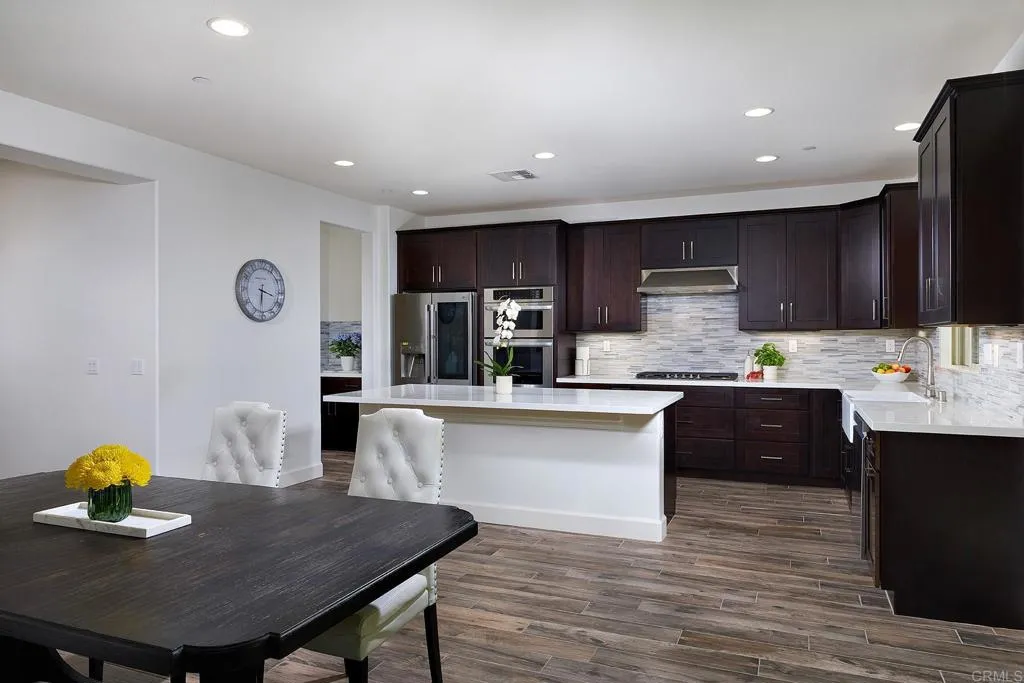 https://cdn.realtyfeed.com/cdn/127/306679350/fd4e581f2f99301d6c919b3cb0771cdd.webp
