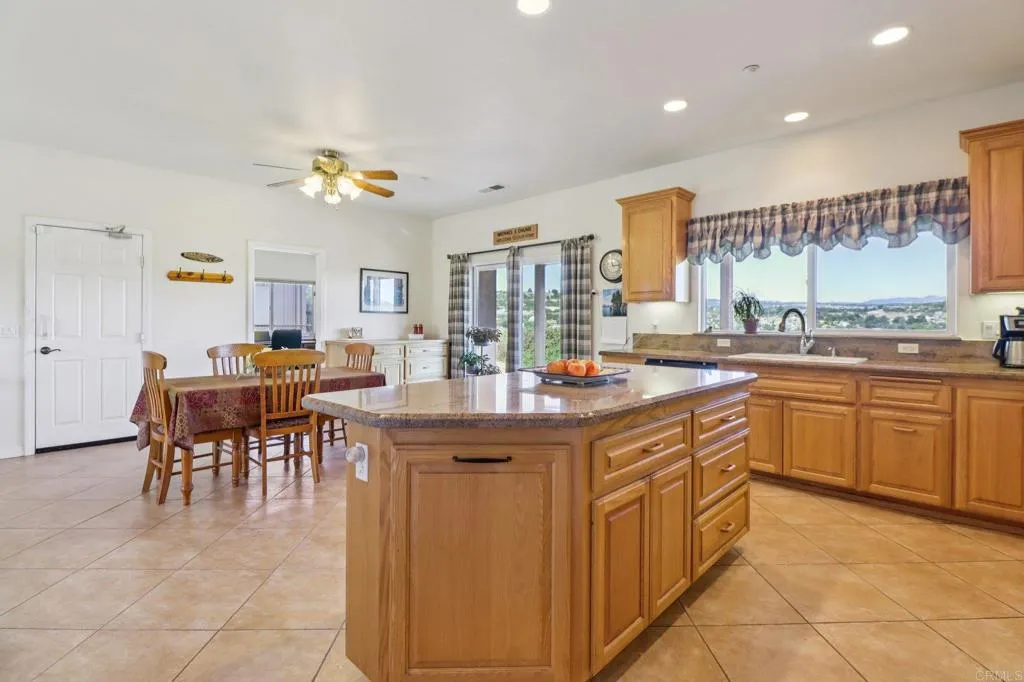 2040 Ross Avenue, Boulevard, CA, 91905