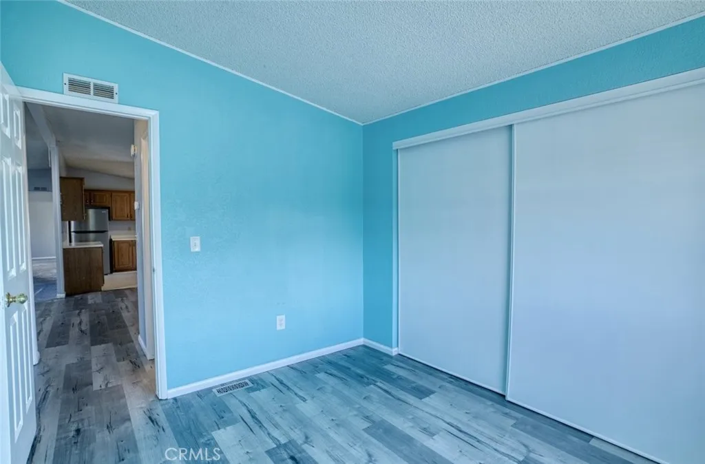 https://cdn.realtyfeed.com/cdn/127/306679423/1fd77a57baf9951bd9774324672cbdaa.webp