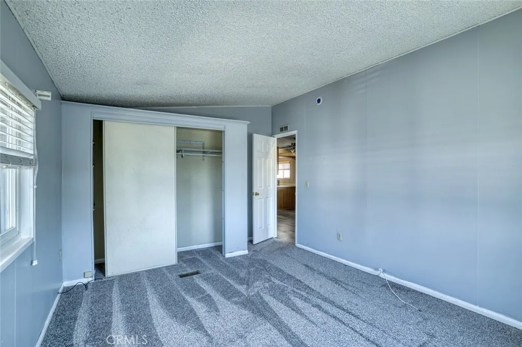 https://cdn.realtyfeed.com/cdn/127/306679423/90ed4aa1a1a9434940eb1c10114f00eb.webp