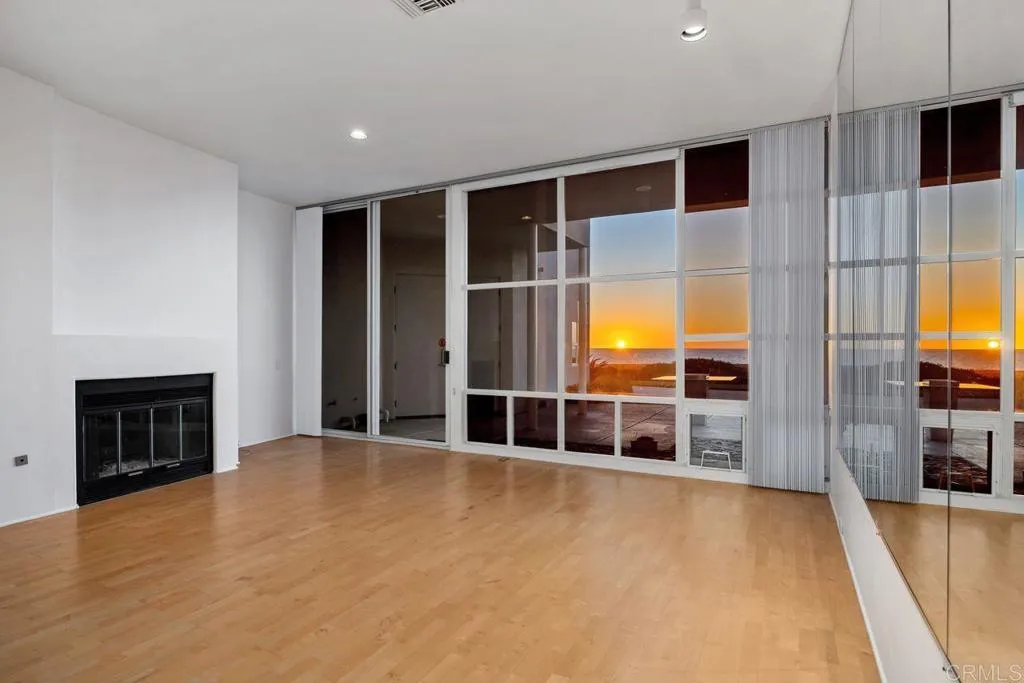 https://cdn.realtyfeed.com/cdn/127/306679447/65c436b64661c17fa122644e18eba591.webp