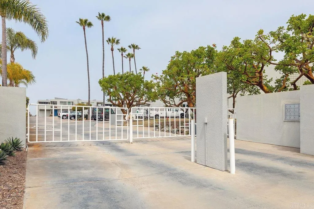 https://cdn.realtyfeed.com/cdn/127/306679447/8473812cbd38088d3c8c56ba18f71d20.webp