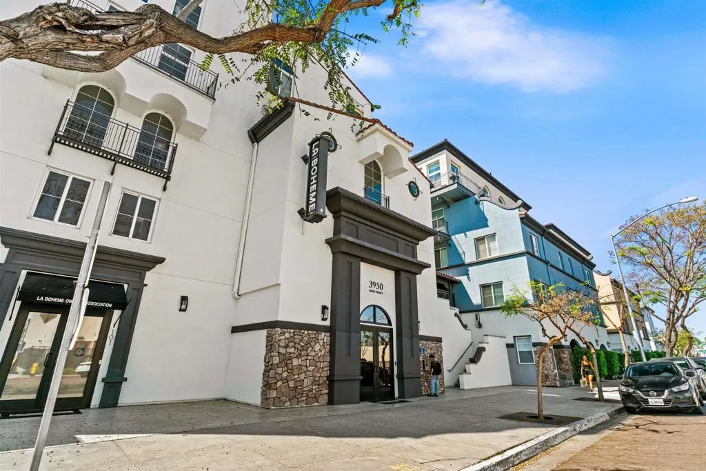 6954 Jellico, Van Nuys, CA, 91406