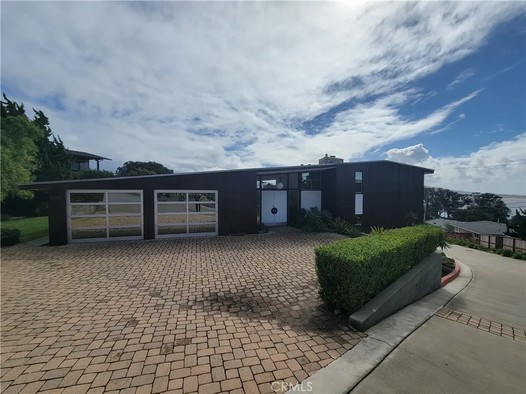 300 Piney, Morro Bay, CA 93442