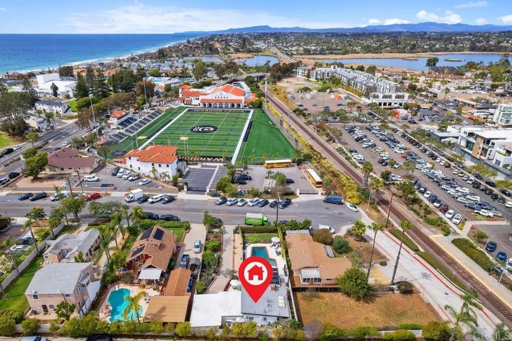 https://cdn.realtyfeed.com/cdn/127/306679528/4355d549c9f9c2fef0bf4bfb11ba897d.webp