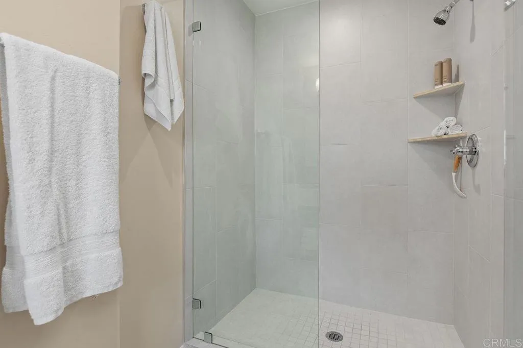 https://cdn.realtyfeed.com/cdn/127/306679528/88f63f7b76068c3b2b1852918df93532.webp
