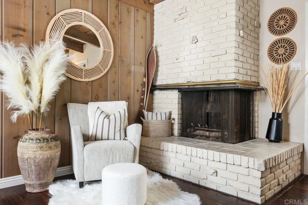 https://cdn.realtyfeed.com/cdn/127/306679528/a1a7735dfd98cb9ff730f865c2f2ca81.webp