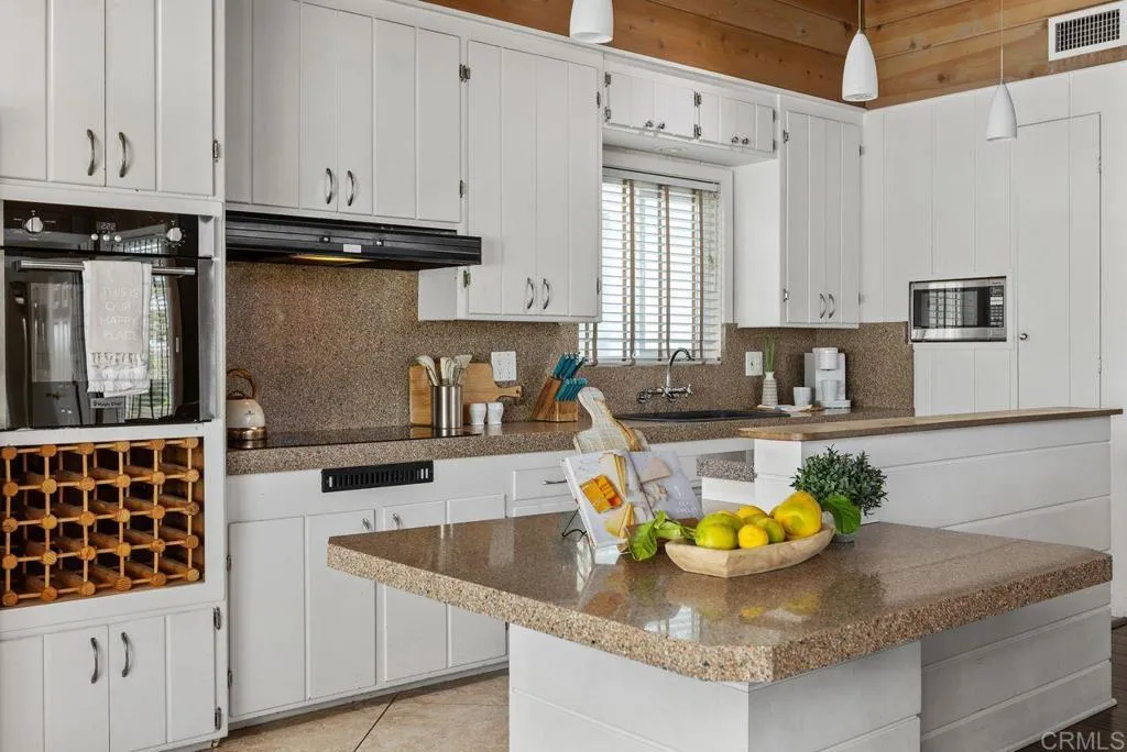 https://cdn.realtyfeed.com/cdn/127/306679528/c1a81218159d11792cb48091a0e7291f.webp