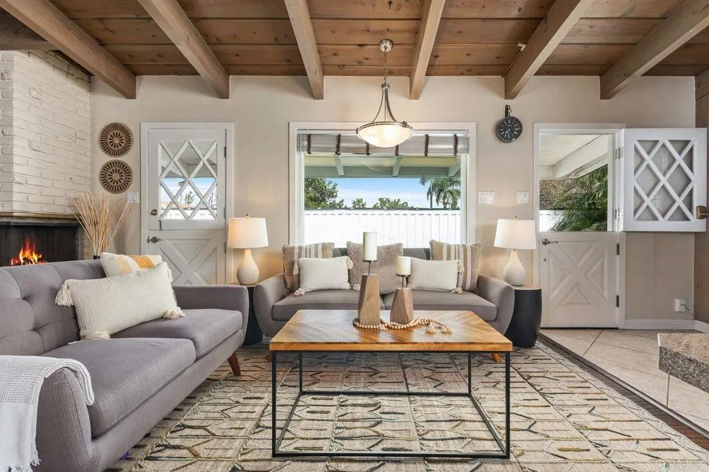 https://cdn.realtyfeed.com/cdn/127/306679528/c7d490f7459f8c50939a4fc7e85ed071.webp