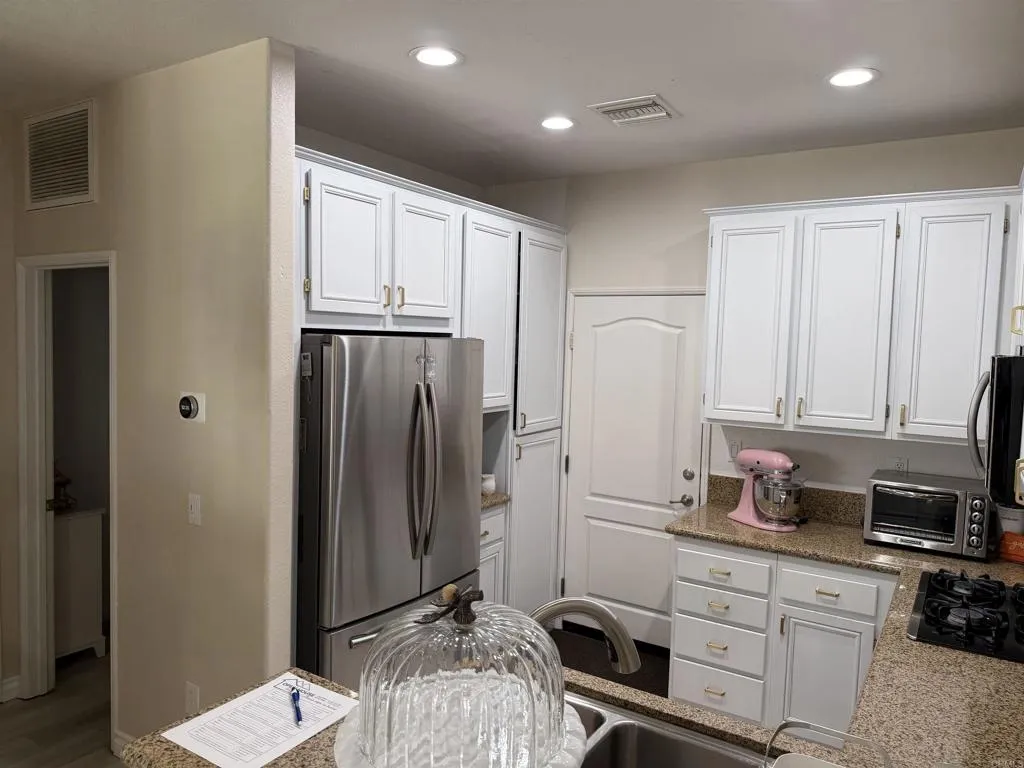 https://cdn.realtyfeed.com/cdn/127/306679529/93137ead6509a63575f369ec04be0e26.webp