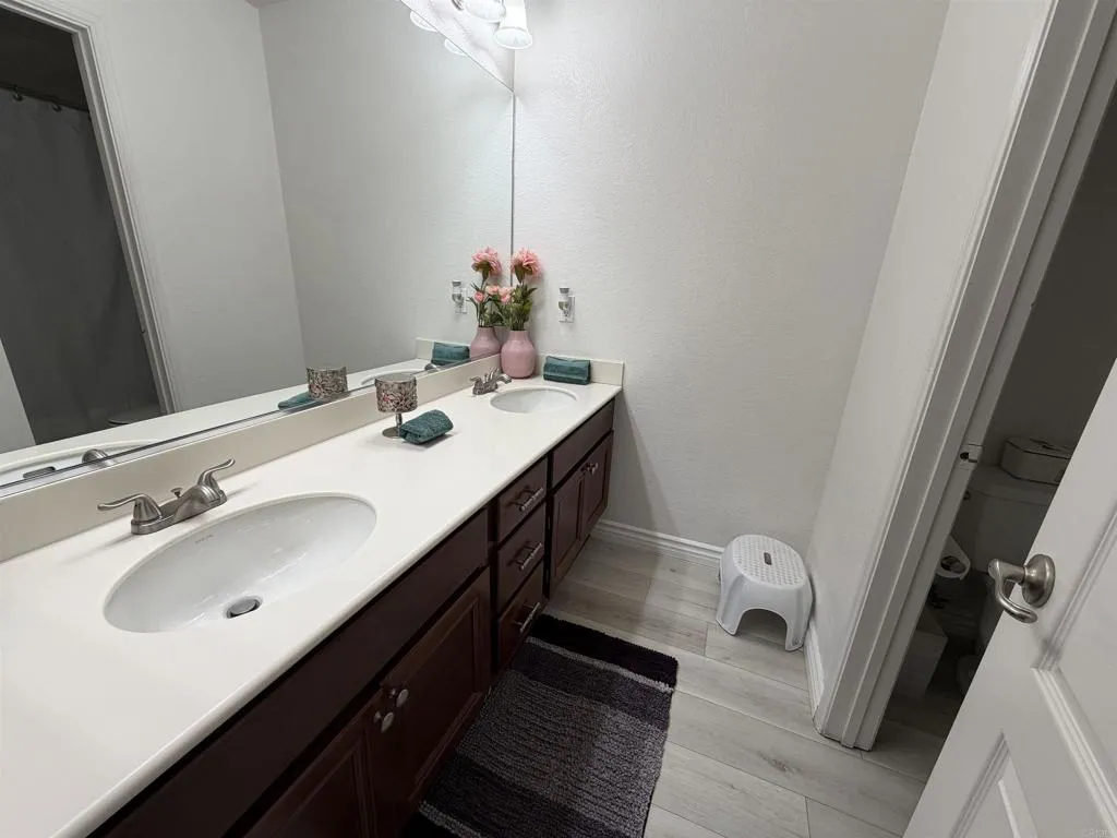 https://cdn.realtyfeed.com/cdn/127/306679529/9728562317eb4e21b6eff1e6dc7ef402.webp