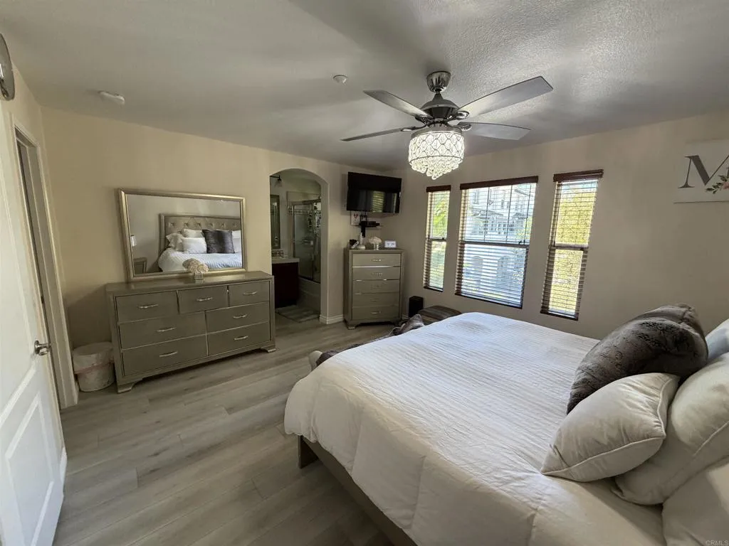https://cdn.realtyfeed.com/cdn/127/306679529/dc31c6b9c79cd0441405552878609632.webp
