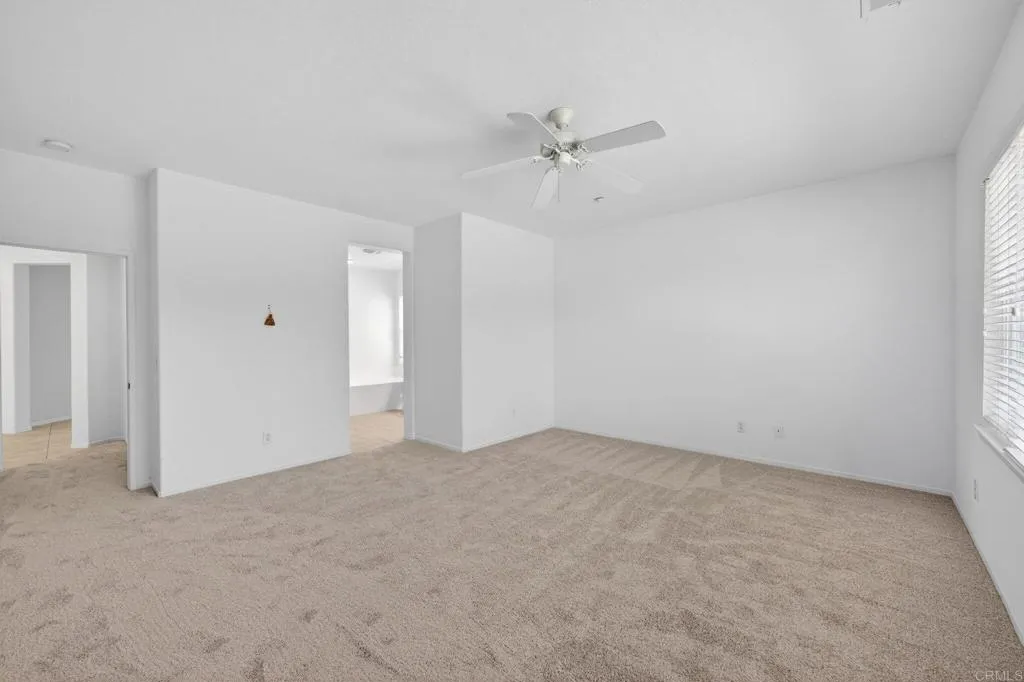 https://cdn.realtyfeed.com/cdn/127/306679555/0de102ff24529e0af5544e474ad64094.webp