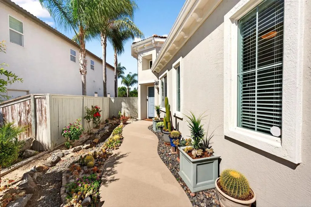https://cdn.realtyfeed.com/cdn/127/306679555/24fa3b3d116186b0f5eeb4985ad886f1.webp