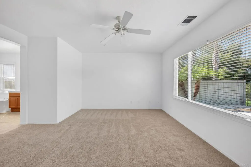 https://cdn.realtyfeed.com/cdn/127/306679555/2558e39d997586143364b11cf61a557a.webp