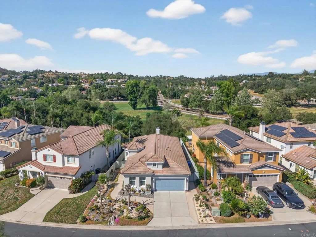 https://cdn.realtyfeed.com/cdn/127/306679555/3fee101512879023866a86cad5a1cdc4.webp