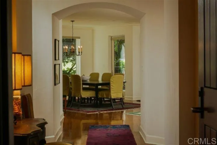 835 Sycamore Avenue, Los Angeles, CA, 90038