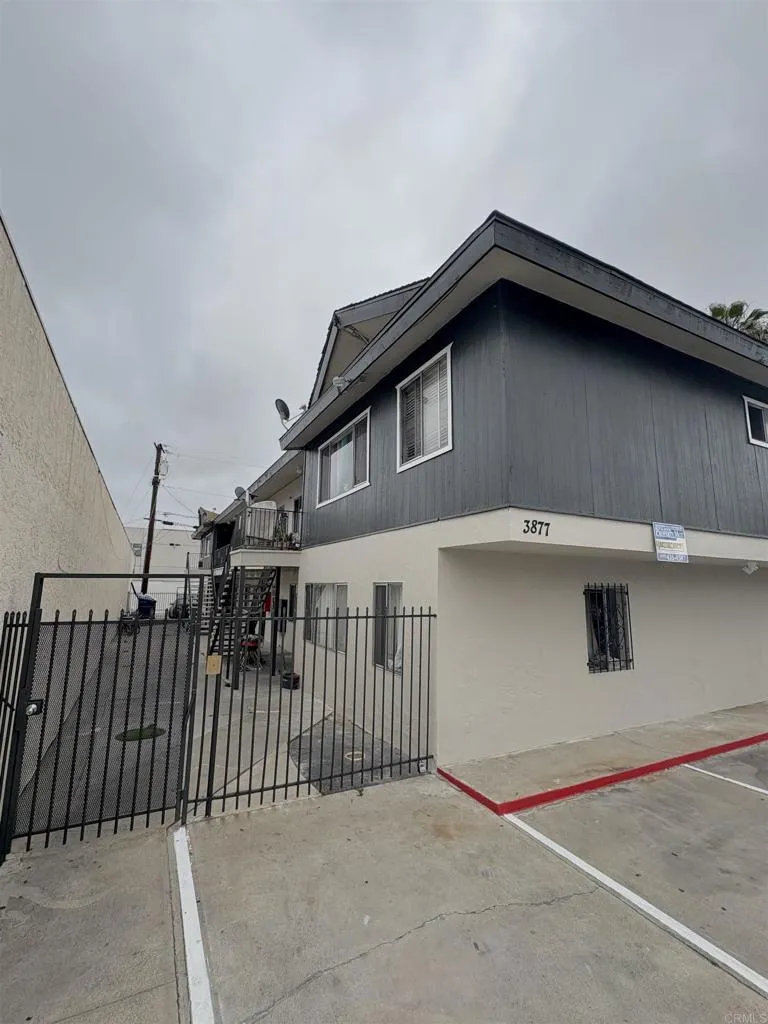 3877 Menlo Avenue, San Diego, CA, 92105