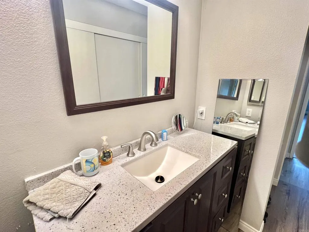 https://cdn.realtyfeed.com/cdn/127/306679719/111c938c6fa4d2bcaab8f386ba9a48f8.webp