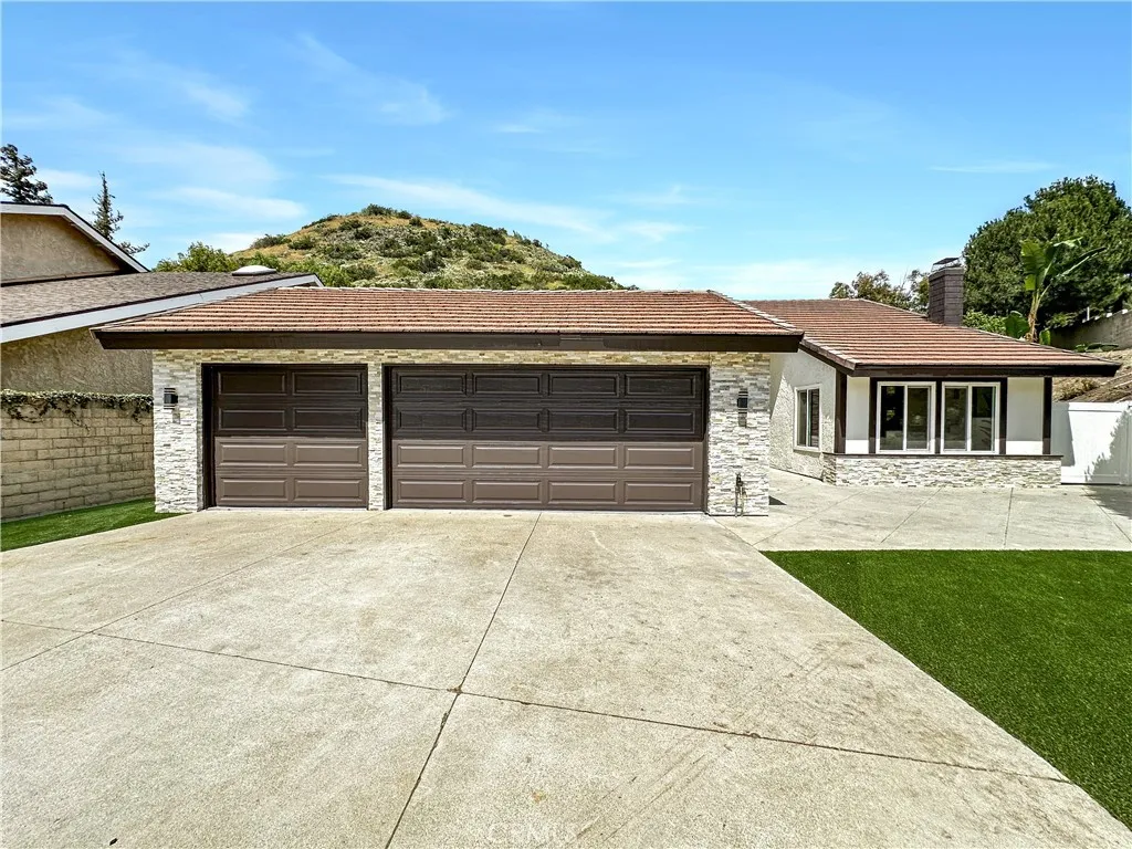 Orange, CA 92869