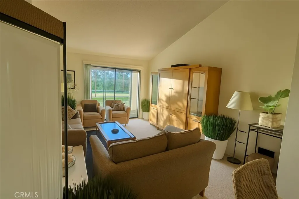 https://cdn.realtyfeed.com/cdn/127/306679839/58fdc3fd620563433dee1b07734cfd90.webp