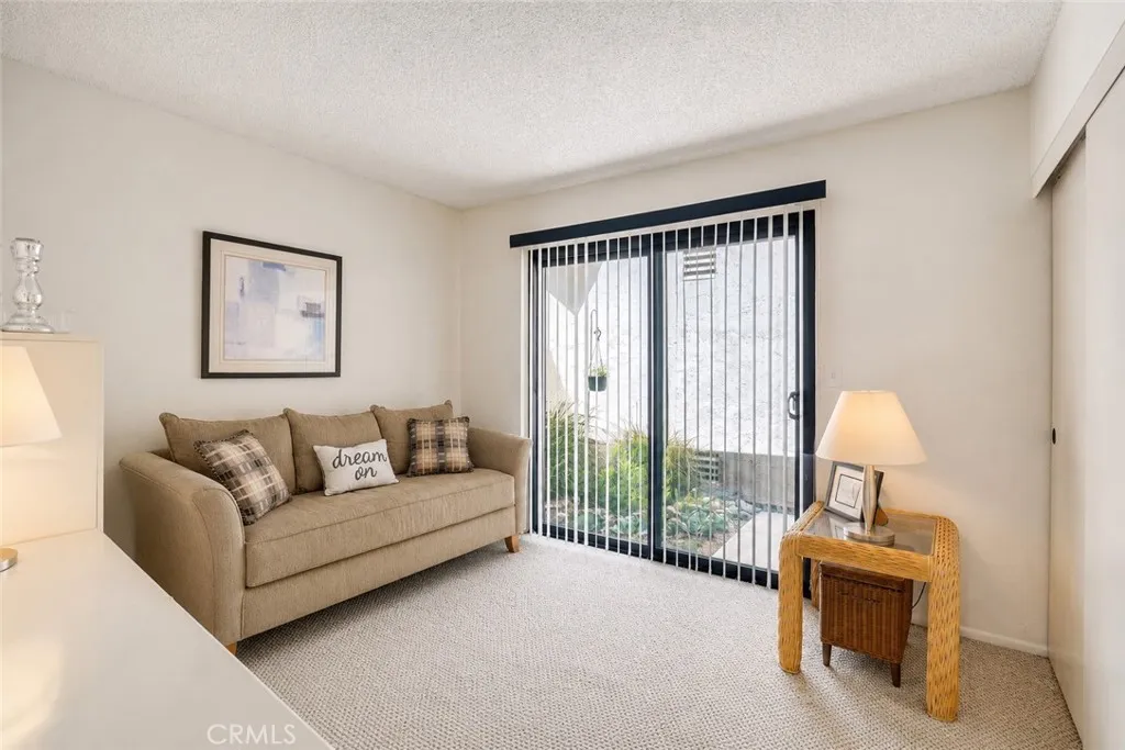 https://cdn.realtyfeed.com/cdn/127/306679839/6bcd2b82705b65d42fe42be20e8f48c4.webp