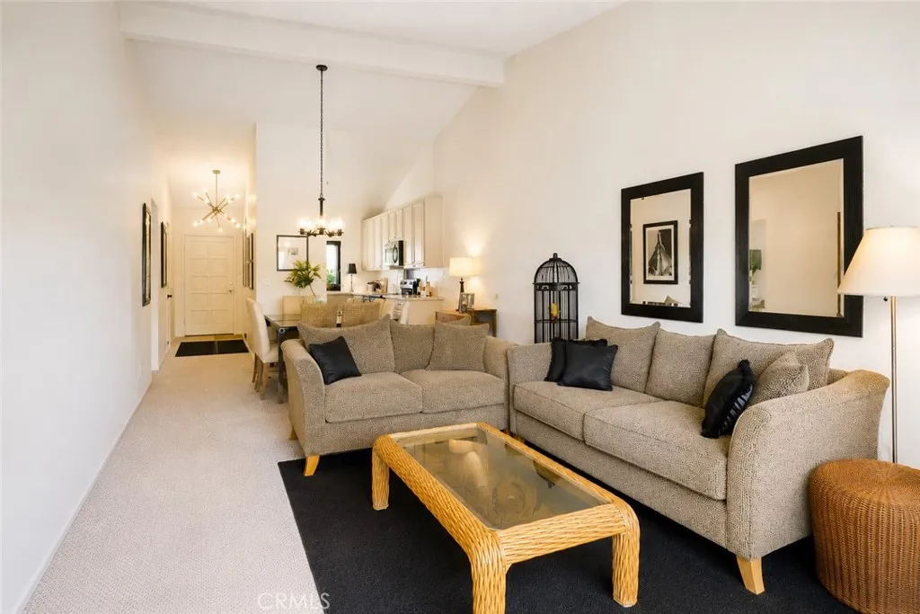 https://cdn.realtyfeed.com/cdn/127/306679839/daa7d36786c273b88ea9ee93431433e4.webp