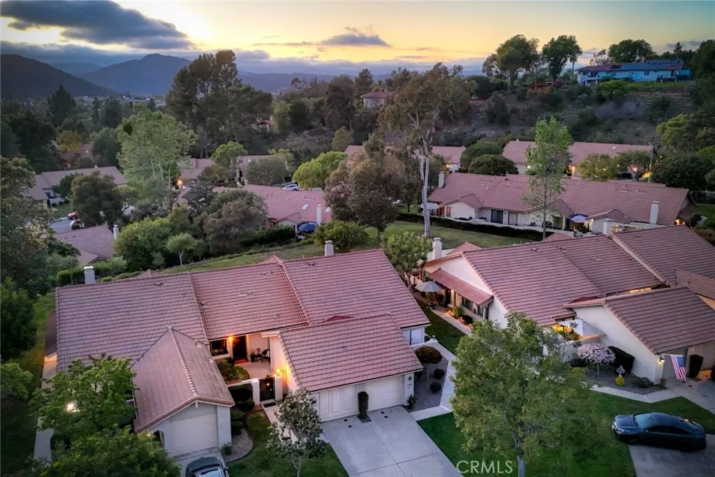 https://cdn.realtyfeed.com/cdn/127/306679839/e95622e0764f1bbc6783cbdb0bde7ba0.webp
