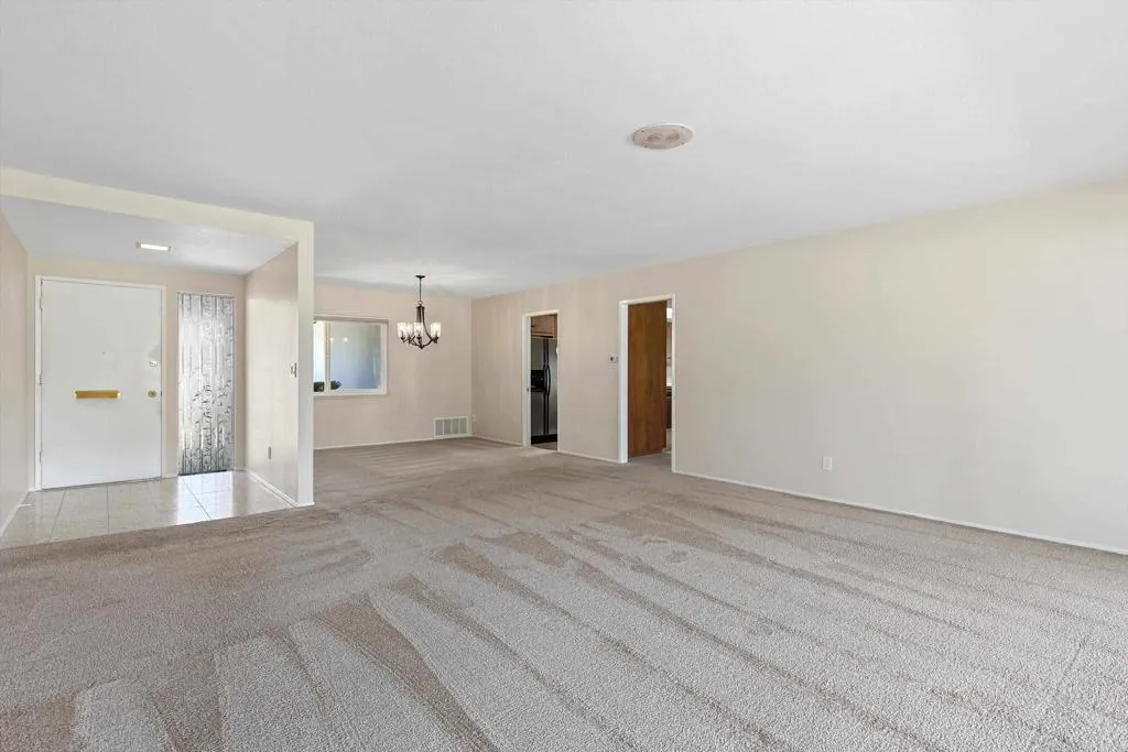 1304 San Julian Drive, San Marcos, CA, 92078