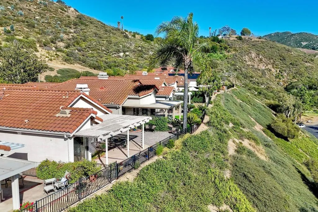 https://cdn.realtyfeed.com/cdn/127/306679889/0191cd8a5ec6ae41c5c69cb8fc3d85c4.webp