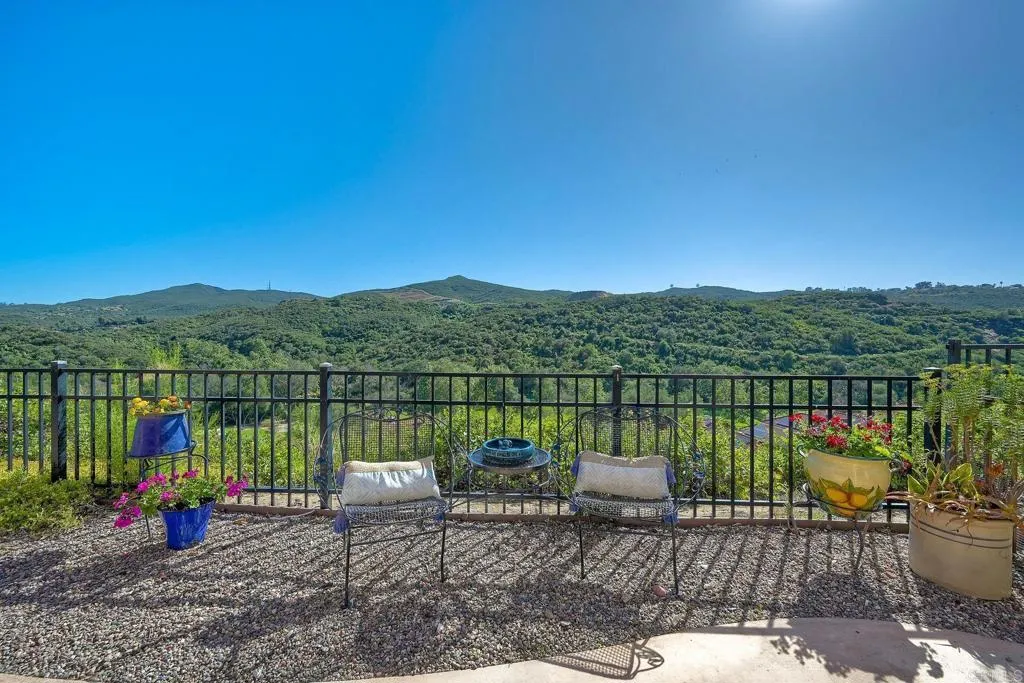 https://cdn.realtyfeed.com/cdn/127/306679889/3280c821325ba1f17b4ae52dd5516409.webp