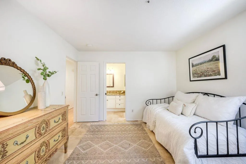 https://cdn.realtyfeed.com/cdn/127/306679889/f437f4b5fe43e4e41015b9b4642725d6.webp
