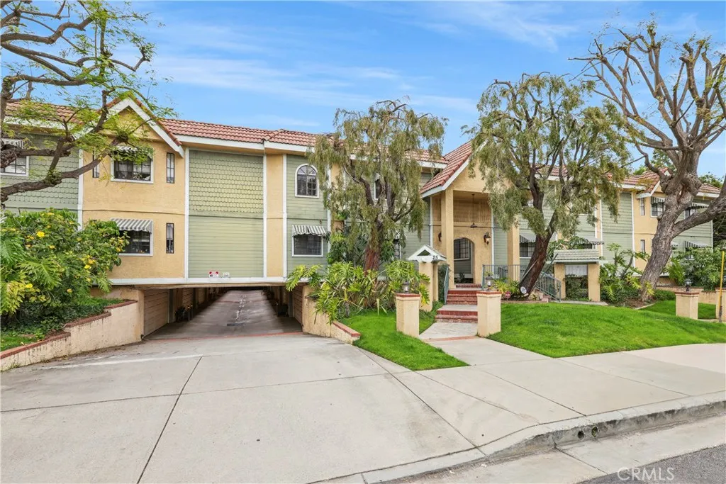 Alhambra, CA 91801